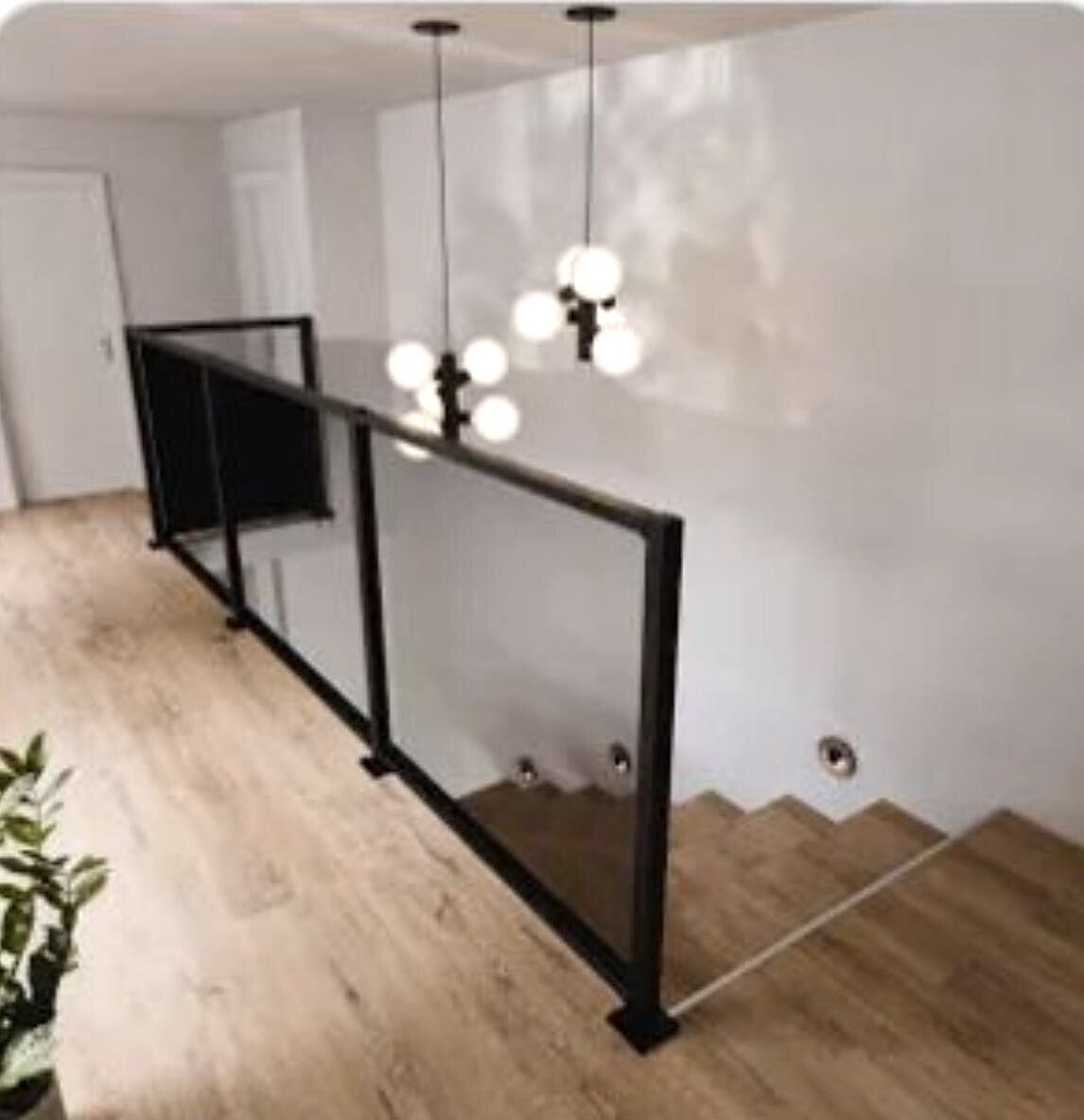Garde-corps de mezzanine en verre et acier laqué noir